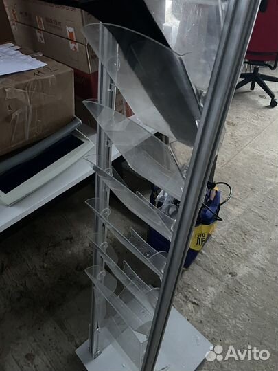 Стойка для рекламных буклетов