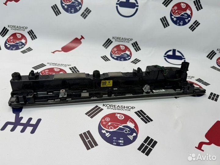 Повторитель в крыло передний правый Genesis G80 DH