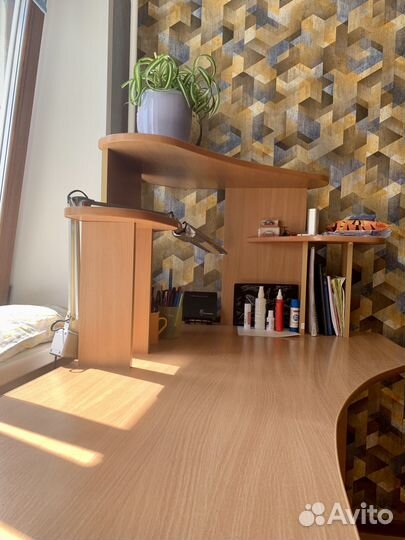 Стол компьютерный, школьный