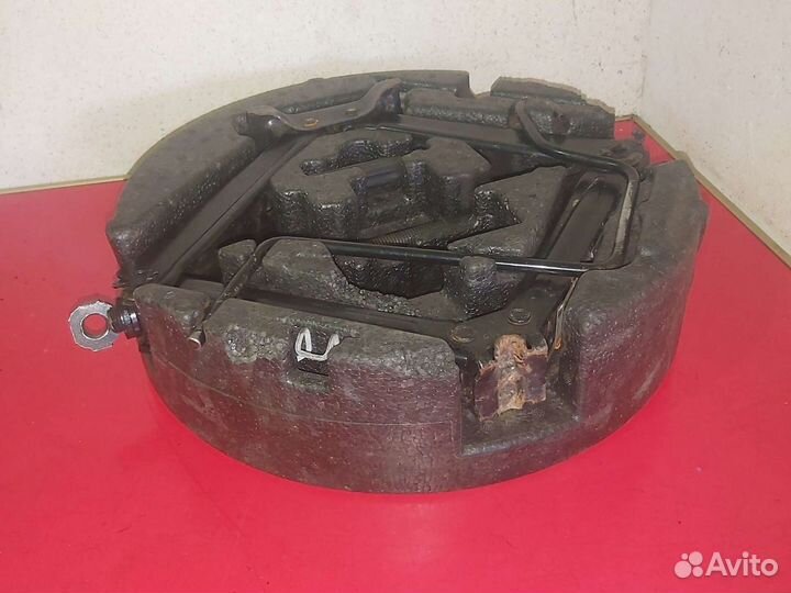 Органайзер с инструментом в багажник Opel Astra h