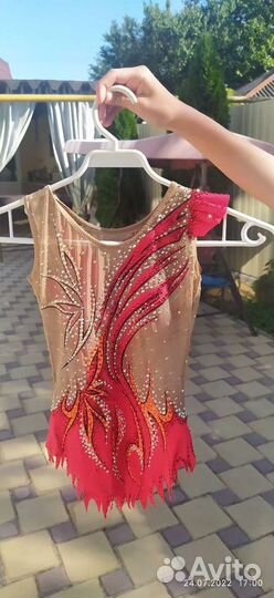 Продам купальник для гимнастики