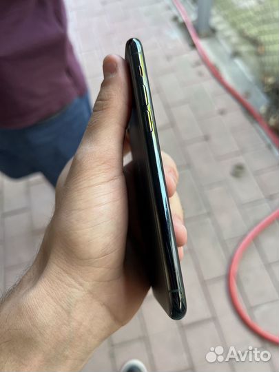 iPhone 11 Pro, 64 ГБ