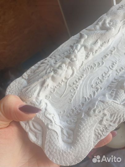 Гипсовое панно барельеф