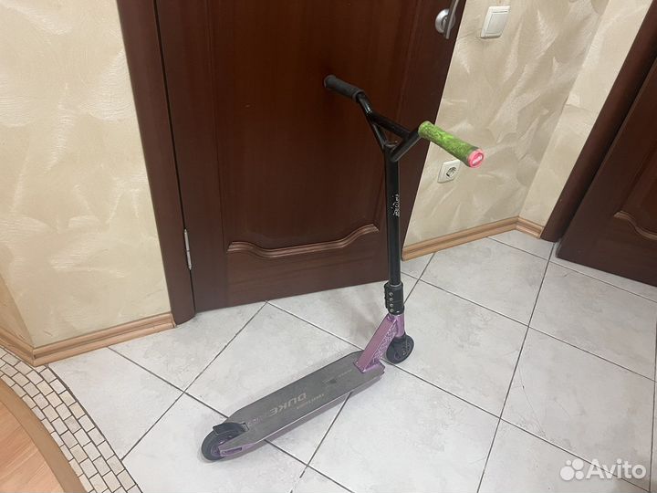 Трюковой самокат