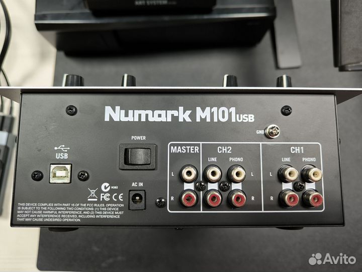 Numark tt1650 + микшерный пульт Numark m 101 USB