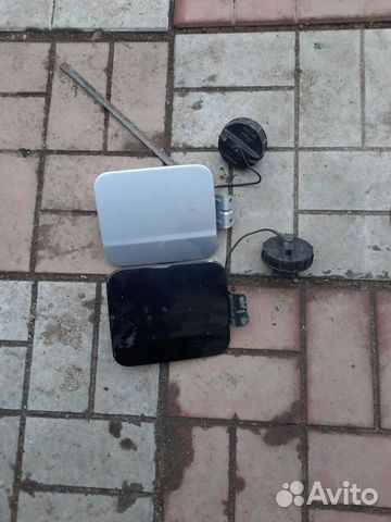 Kia Spectra лючок бензобака