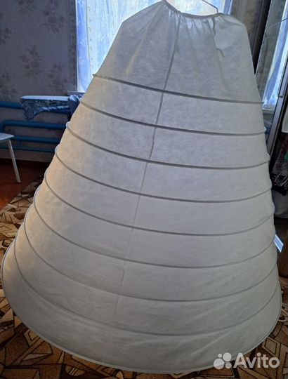 Кринолин подъюбник