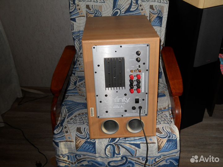 Акустика с усилителем