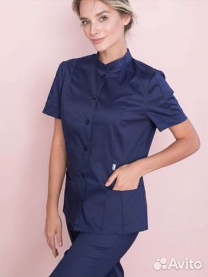 Медицинские халаты и костюмы