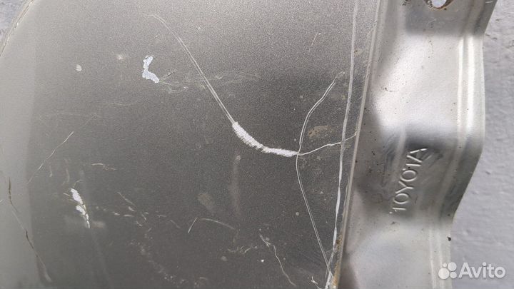 Крыло правое переднее Toyota Avensis 2