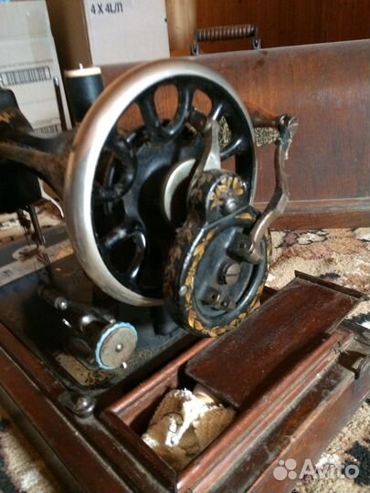 Швейные машинки зингер ручные