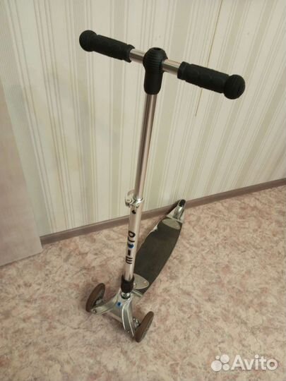 Самокат Micro Kickboard