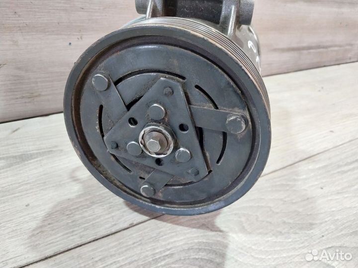 Компрессор кондиционера Renault Megan 2 1.6 K4M