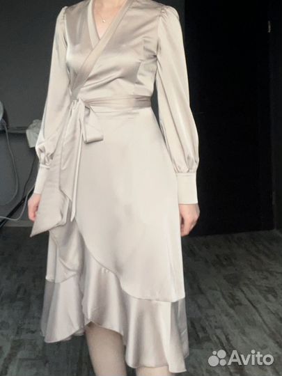 Платье на запах вечернее