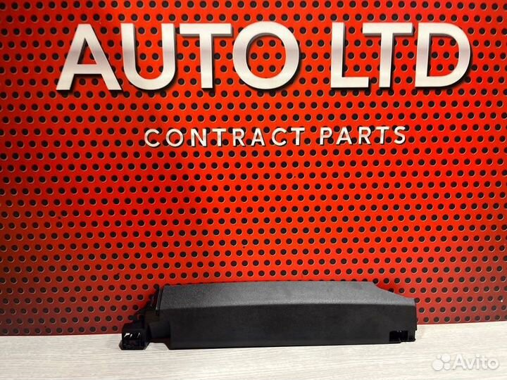 Накладка боковая на сиденье Bmw 5 G30 2021