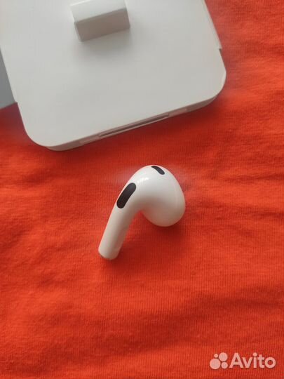 Правый новый наушник AirPods 3 (авитодоставкой)