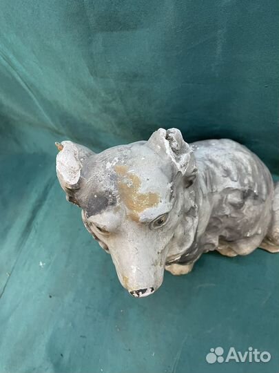 Статуэтка старинная. Собака. Гипс. В реставрацию