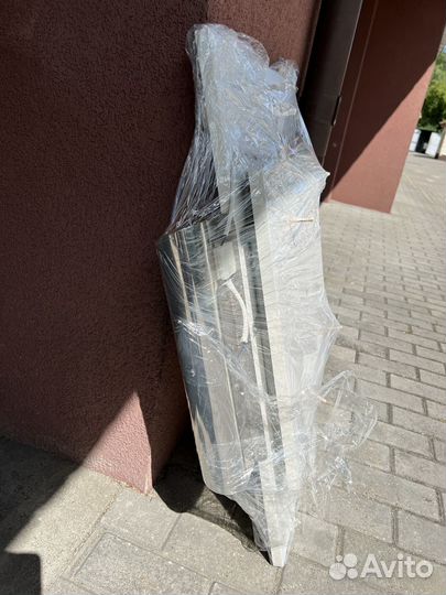 Зеркало 80х60(h) выдвижное с ручкой и светильником