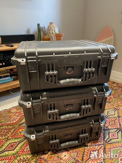 Ударопрочный кейс с ложементом Pelican Peli 1550