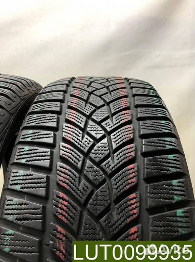 Goodyear UltraGrip Performance+ 215/55 R17 98V