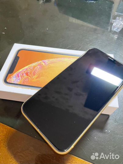 iPhone Xr, 64 ГБ