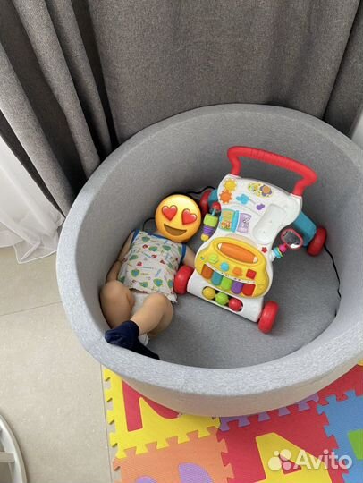 Детский сухой бассейн с шариками