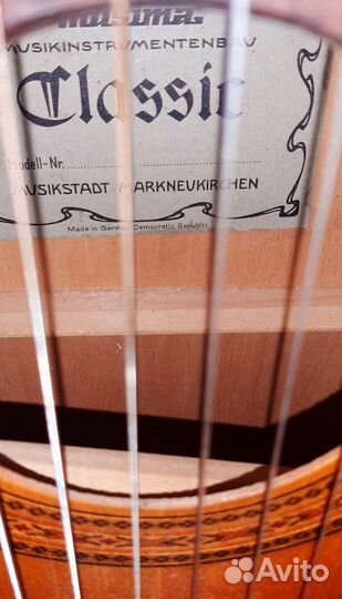 Акустическая гитара