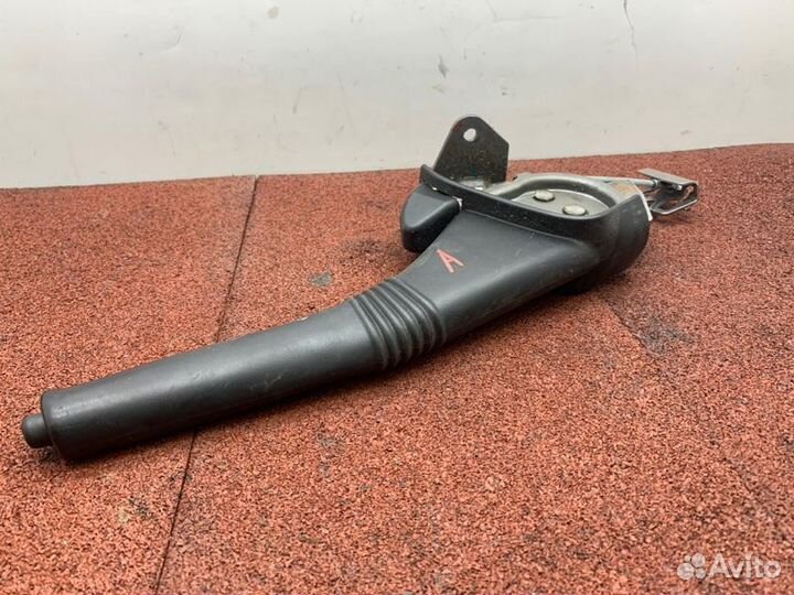 Рычаг стояночного тормоза Renault Logan 2 L8