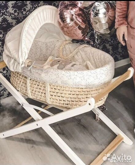 Люлька с подставкой montecare