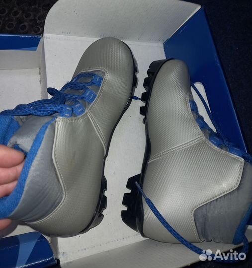 Лыжные ботинки