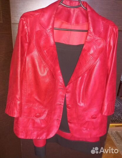 Костюм женский