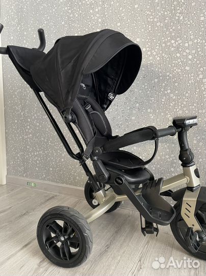 Детский велосипед с ручкой