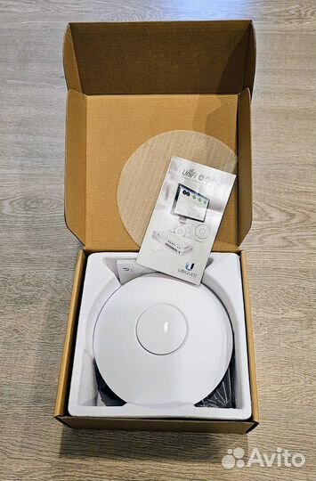 Точка доступа Ubiquiti UniFi AP AC LR (UAP-AC-LR)