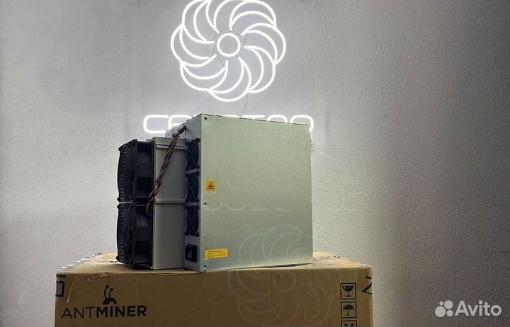 Асик AntMiner T21 190T