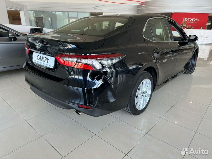 Toyota Camry 2.5 AT, 2023