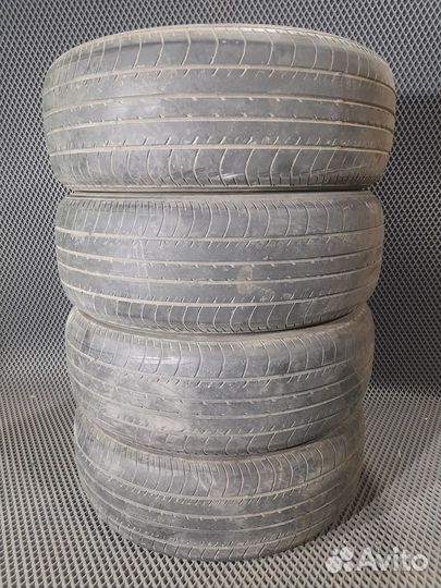 Yokohama BluEarth E70 215/60 R16