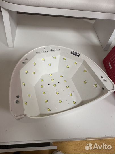 Лампа для ногтей