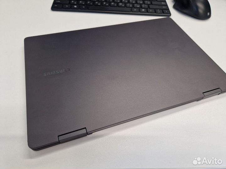 Samsung book2 360 13.6