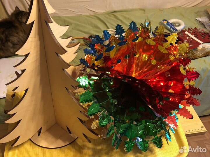 Гирлянды игрушки украшения для ёлки