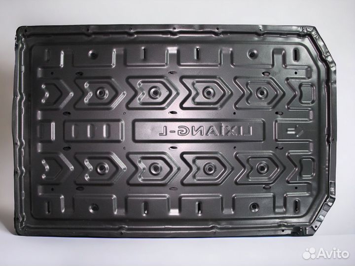 Защита днища LiXiang L8 Ultra 2,5 мм