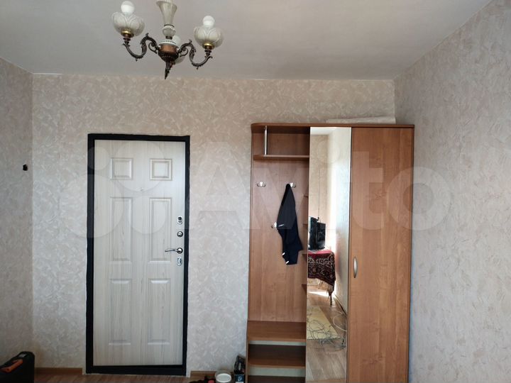 Комната 13 м² в 4-к., 2/5 эт.