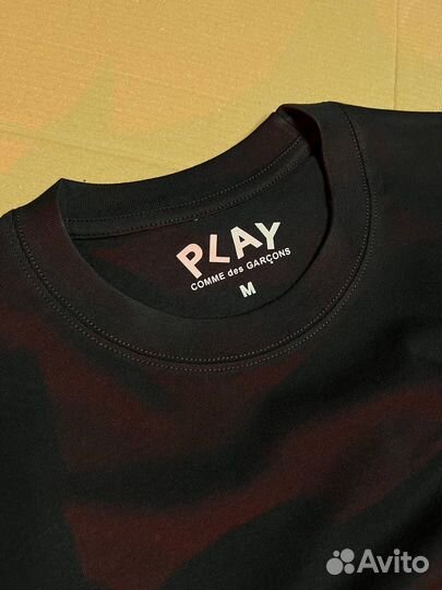 Футболки Comme Des Garçons