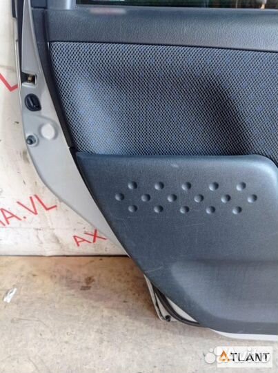 Дверь задний левый toyota funcargo