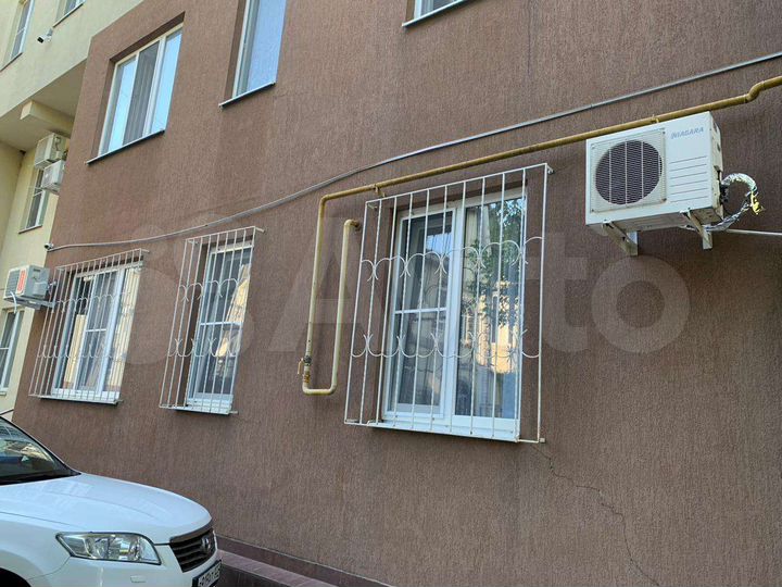 1-к. квартира, 38 м², 1/4 эт.