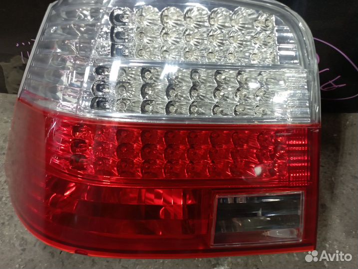Фонарь левый правый Volkswagen golf 4