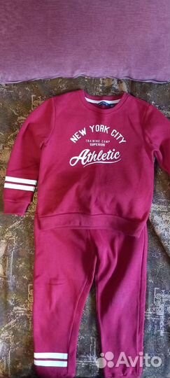 Спортивный костюм