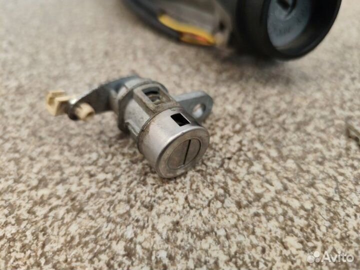 Замок зажигания + личинка Ssangyong Kyron DJ