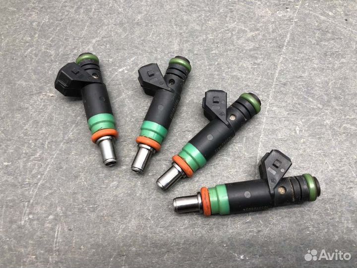 Форсунка топливная Ford Focus DNW fydd 2001