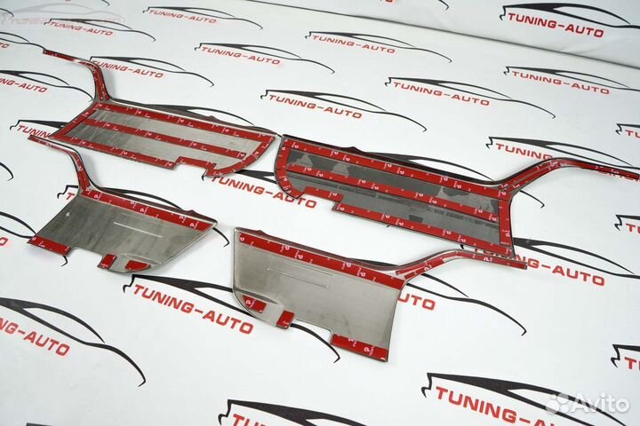 Накладки на обшивку дверей Toyota LC 200 LX570 C32