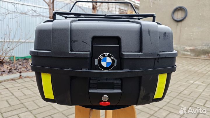 Мотокофр 47л с багажником